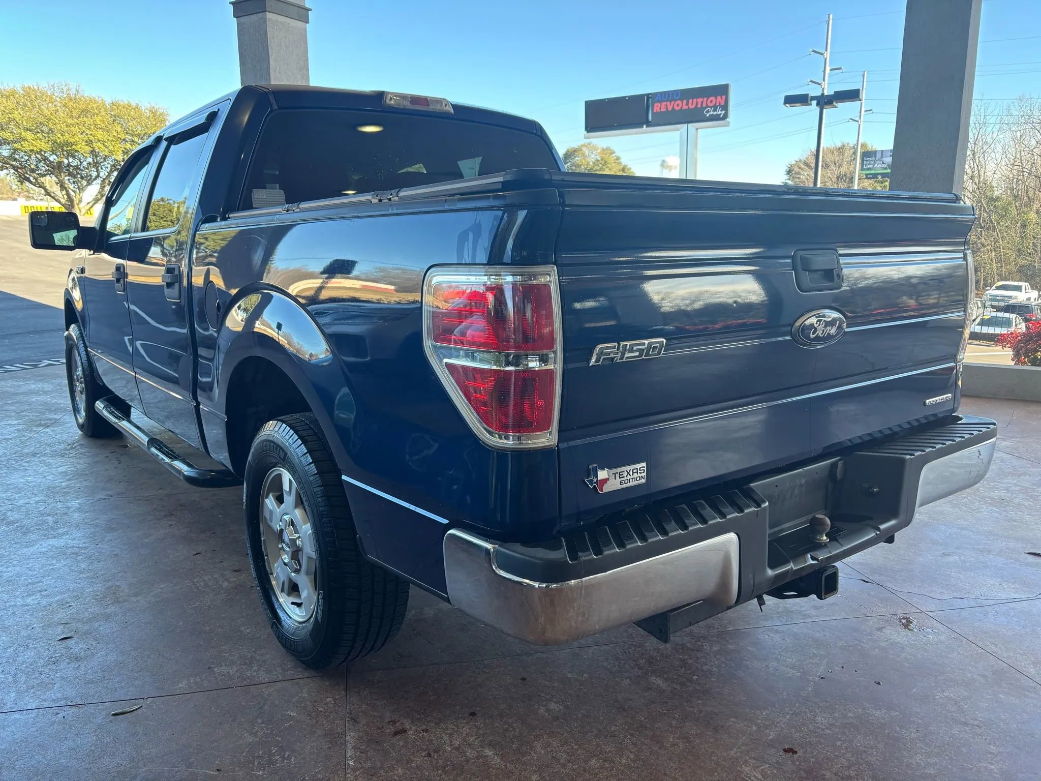 Used 2012 Ford F150 XLT image 4