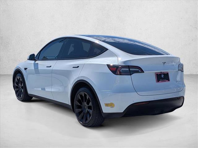 Used 2022 Tesla Model Y Long Range image 8