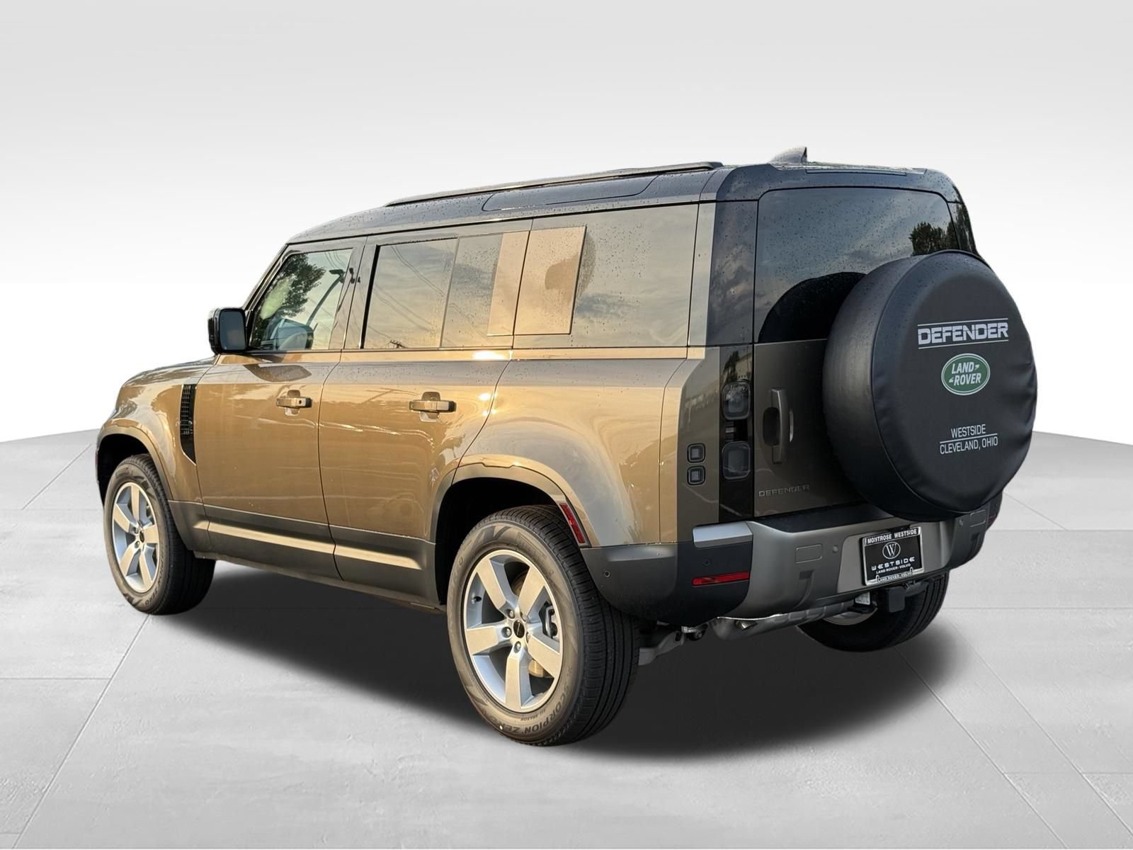 New 2026 Land Rover Defender 110 S AWD/4WD image 3