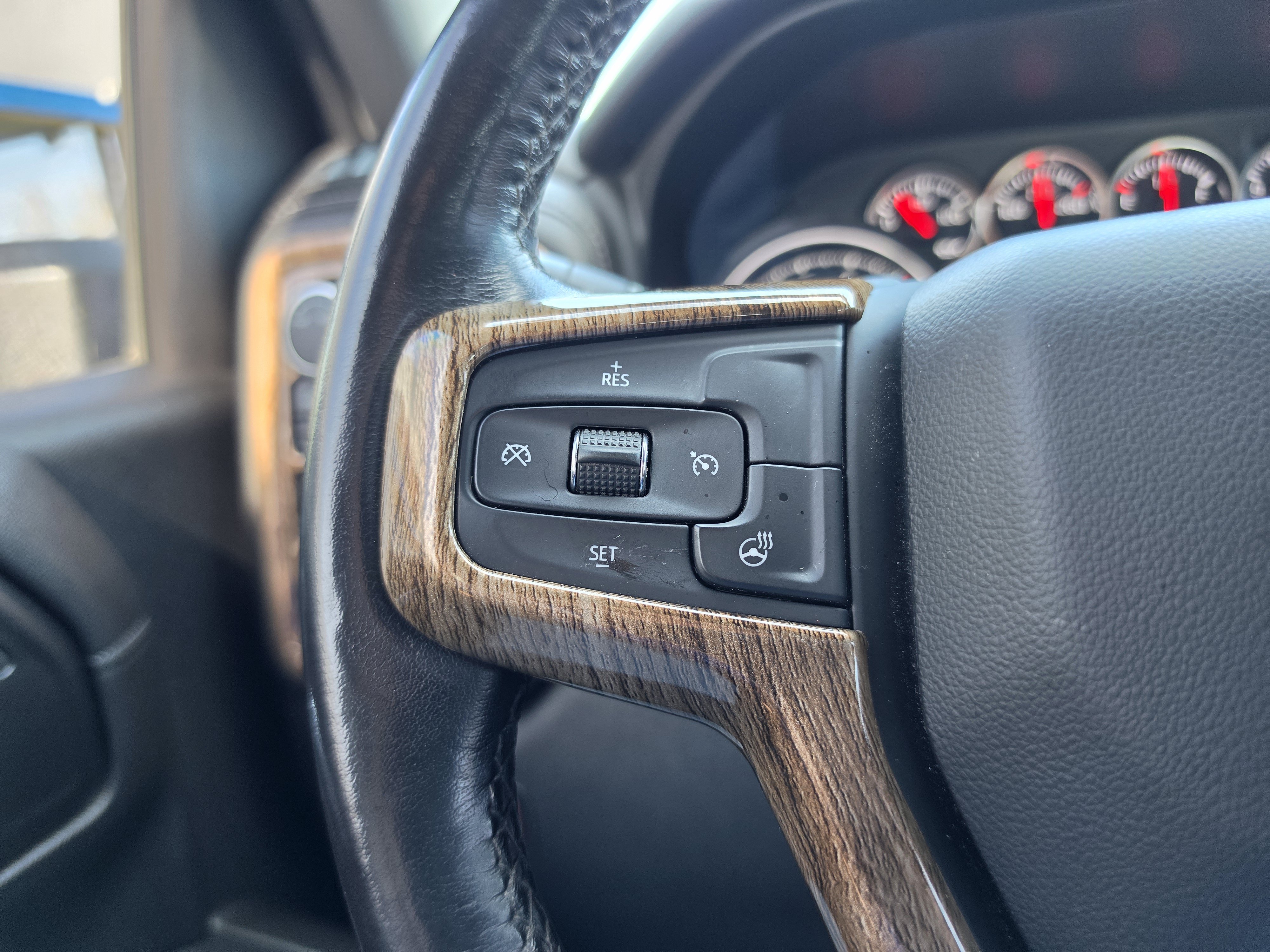 Used 2021 Chevrolet Silverado 1500 RST AWD/4WD image 19