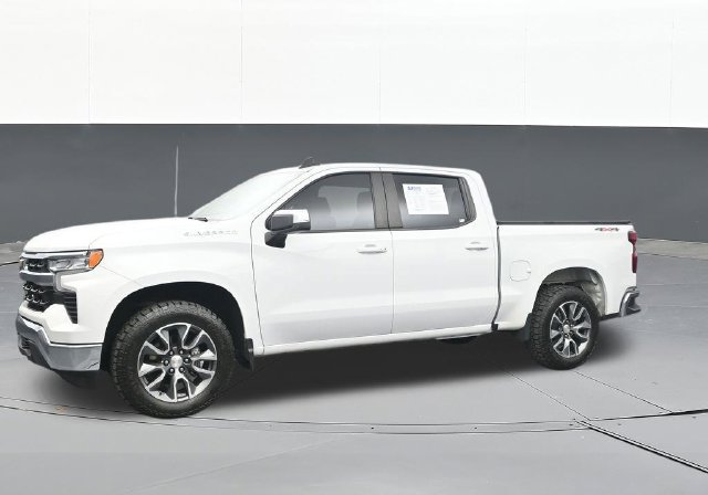 Used 2022 Chevrolet Silverado 1500 LT AWD/4WD image 7