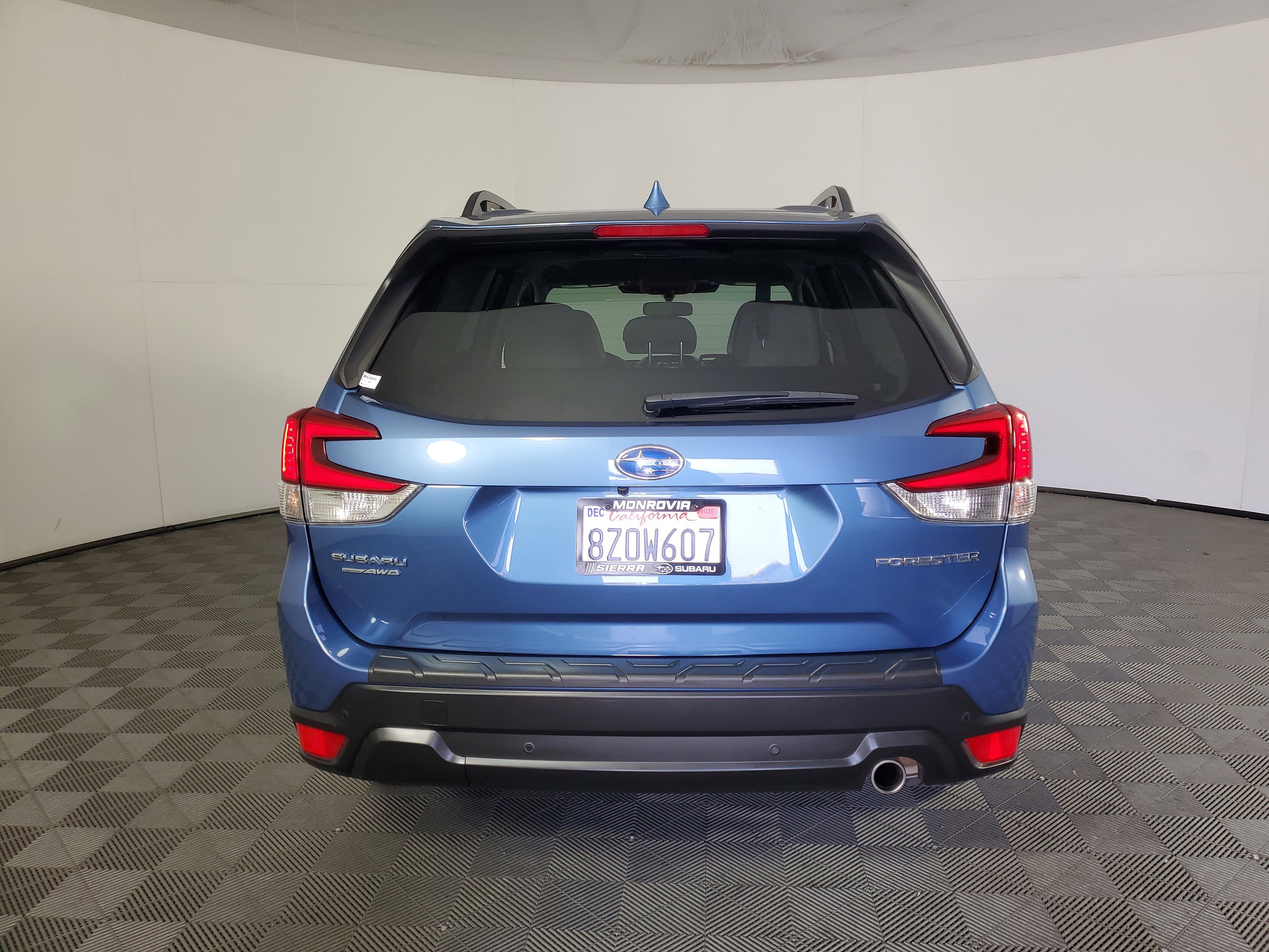 Used 2022 Subaru Forester Limited AWD/4WD image 5