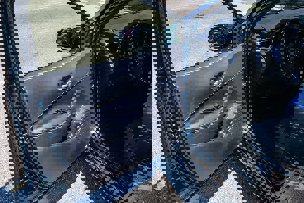 Used 2019 Toyota Corolla SE image 24