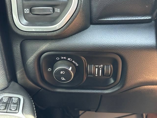 Used 2024 RAM 2500 Laramie w/ Night Edition AWD/4WD image 33