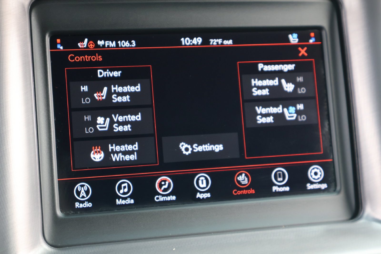 Used 2022 Dodge Charger SXT w/ Leather Interior Group RWD image 19