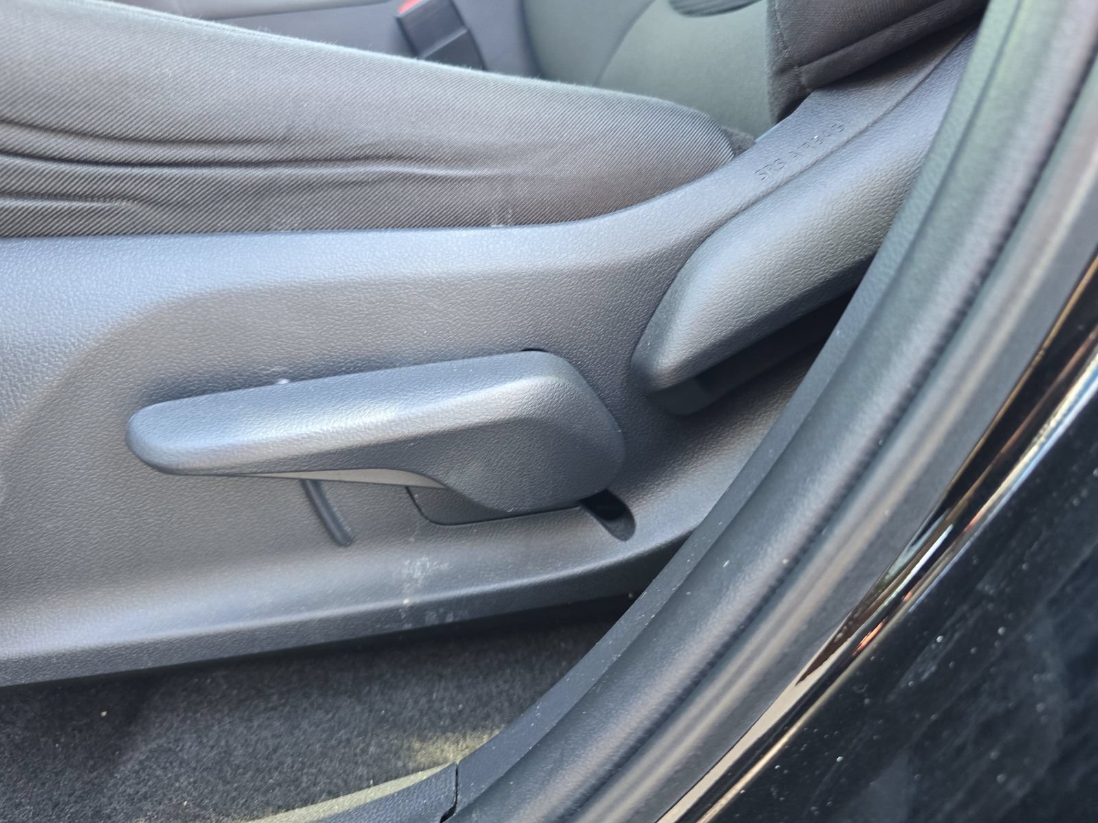 Used 2024 Toyota RAV4 LE FWD image 16