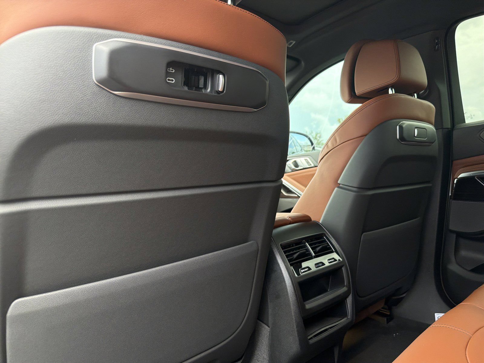 New 2027 BMW X6 xDrive40i w/ Premium Package AWD/4WD image 20