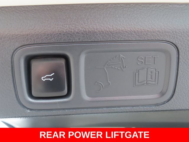 Used 2024 Ford Expedition Platinum AWD/4WD image 35