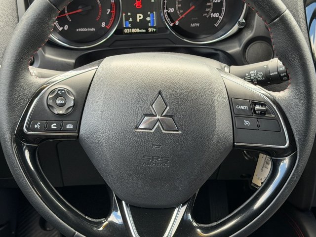 Used 2025 Mitsubishi Outlander Sport AWD image 14