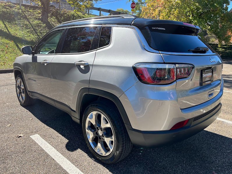 Used 2019 Jeep Compass Limited w/ Safety & Security Group image 37