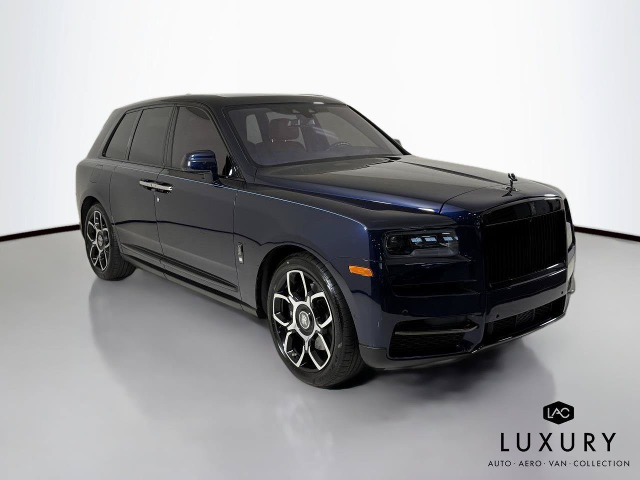 Used 2022 Rolls-Royce Cullinan Black Badge w/ Dark Exterior Package AWD/4WD image 3