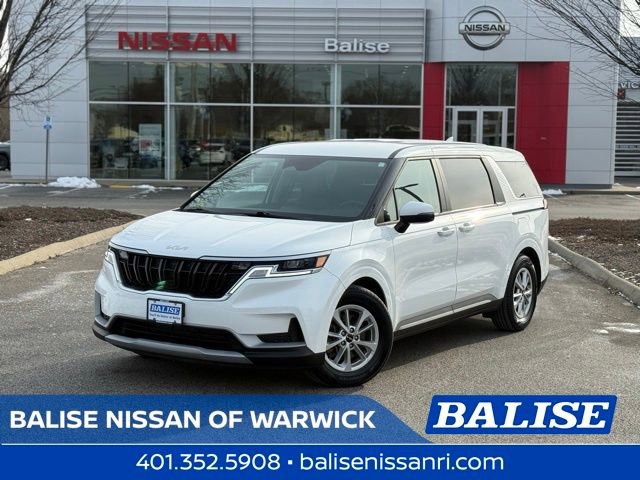 Used 2022 Kia Carnival LX image 1