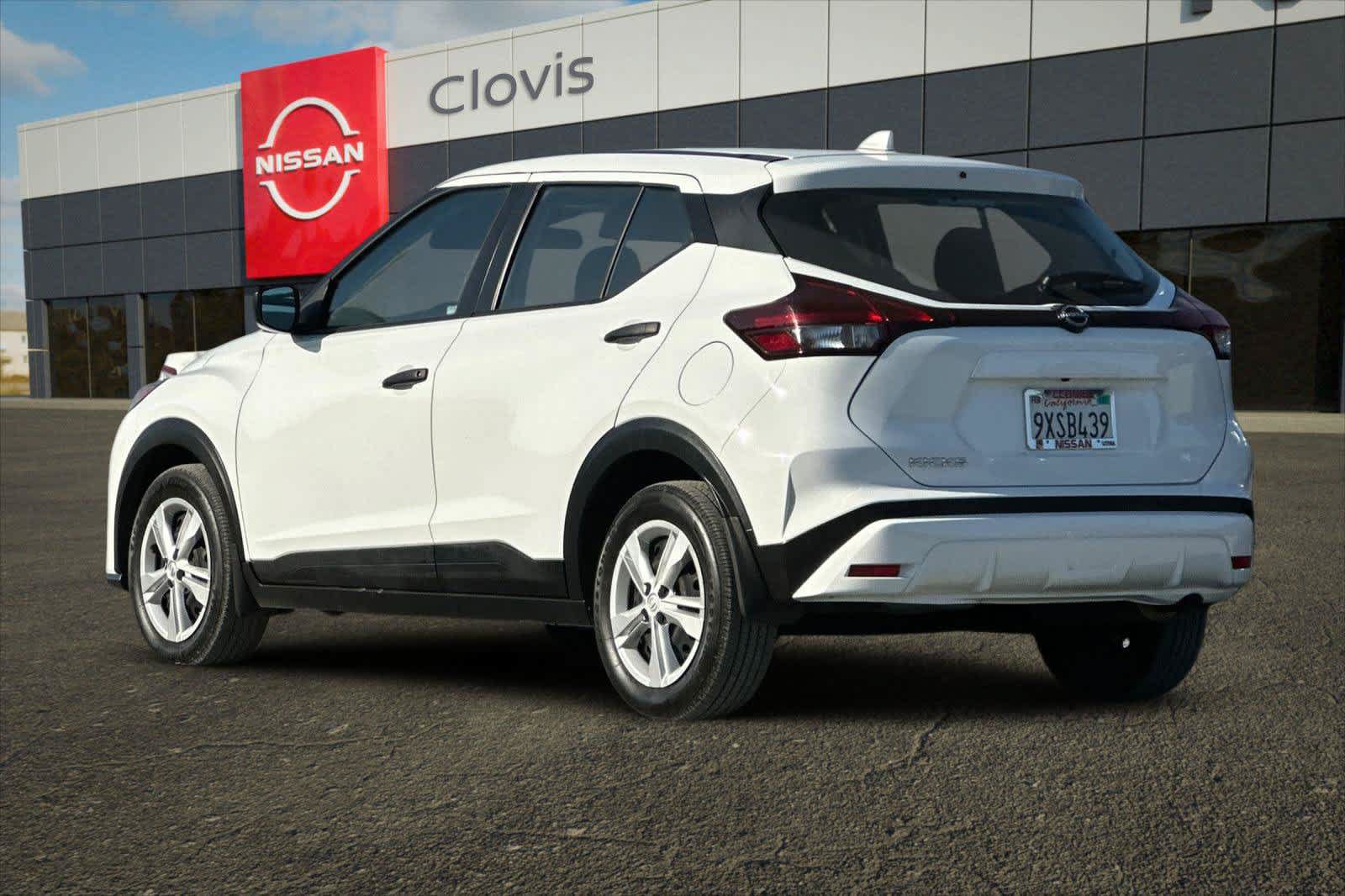 Certified 2025 Nissan Kicks Play S FWD image 6