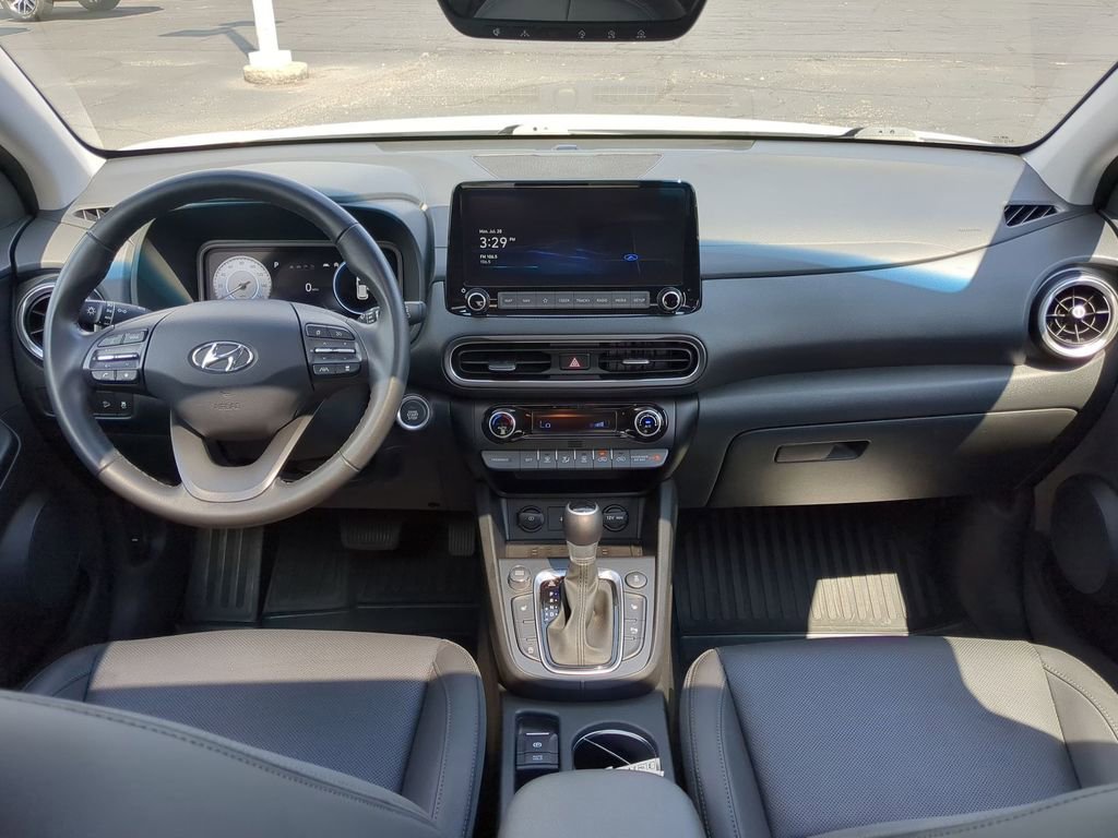 Used 2022 Hyundai Kona Limited image 11