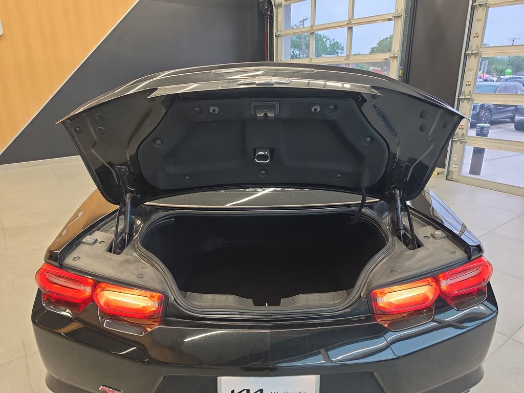 Used 2020 Chevrolet Camaro LT w/ RS Package RWD image 29
