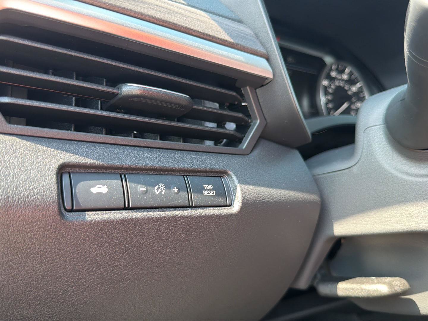 New 2026 Nissan Altima 2.5 SV FWD image 11