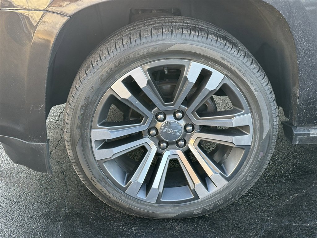 Used 2018 GMC Yukon XL Denali w/ Denali Ultimate Package image 11