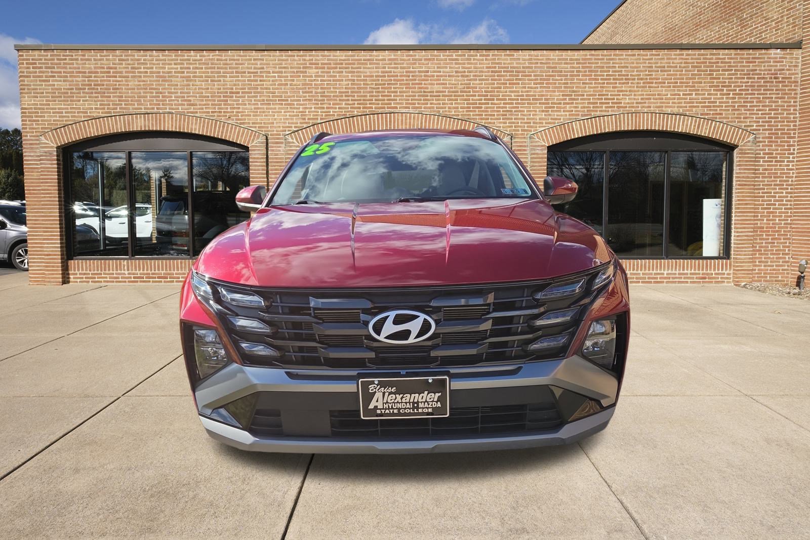 Certified 2025 Hyundai Tucson SEL image 9