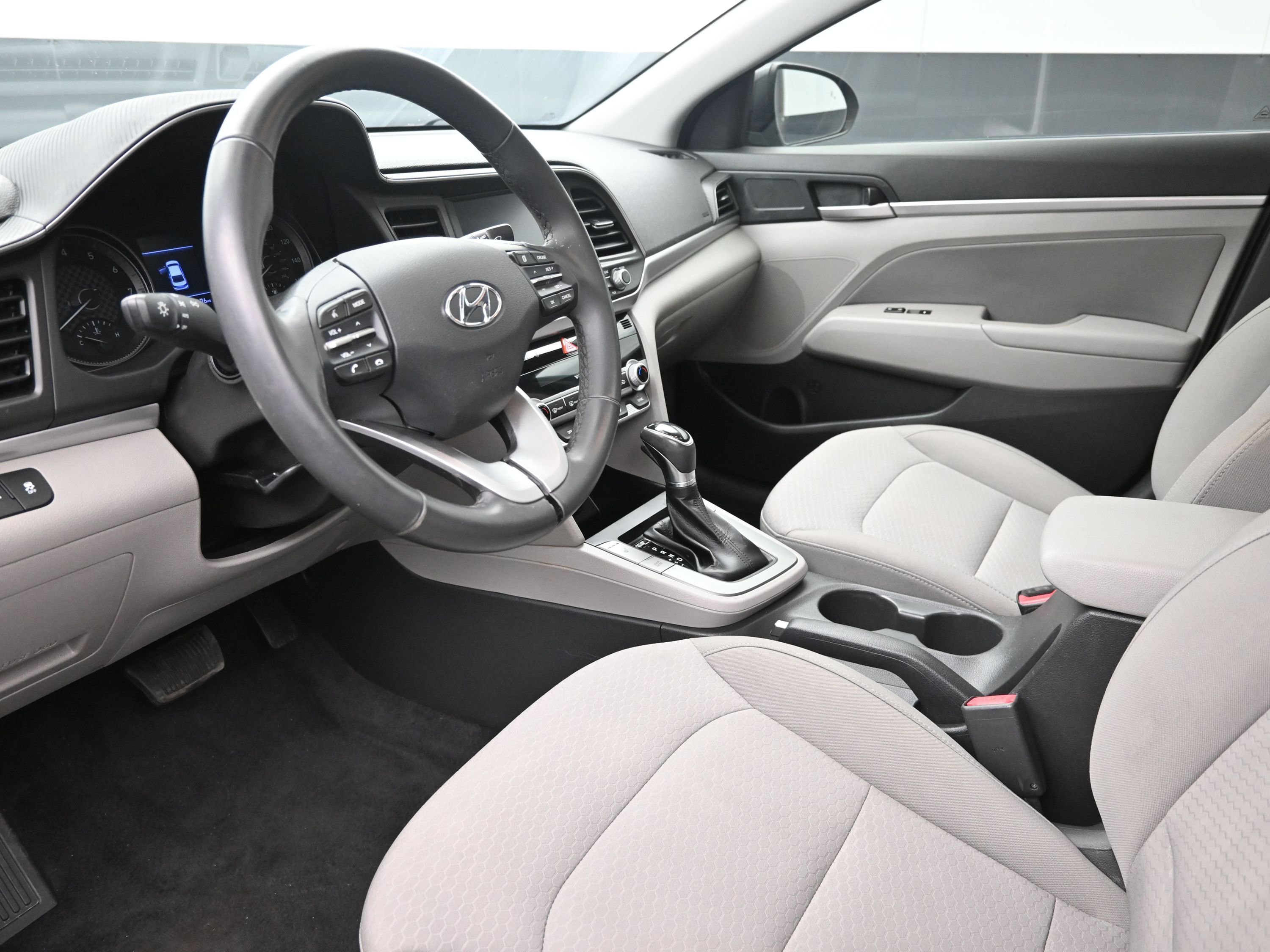 Used 2020 Hyundai Elantra Value Edition image 10