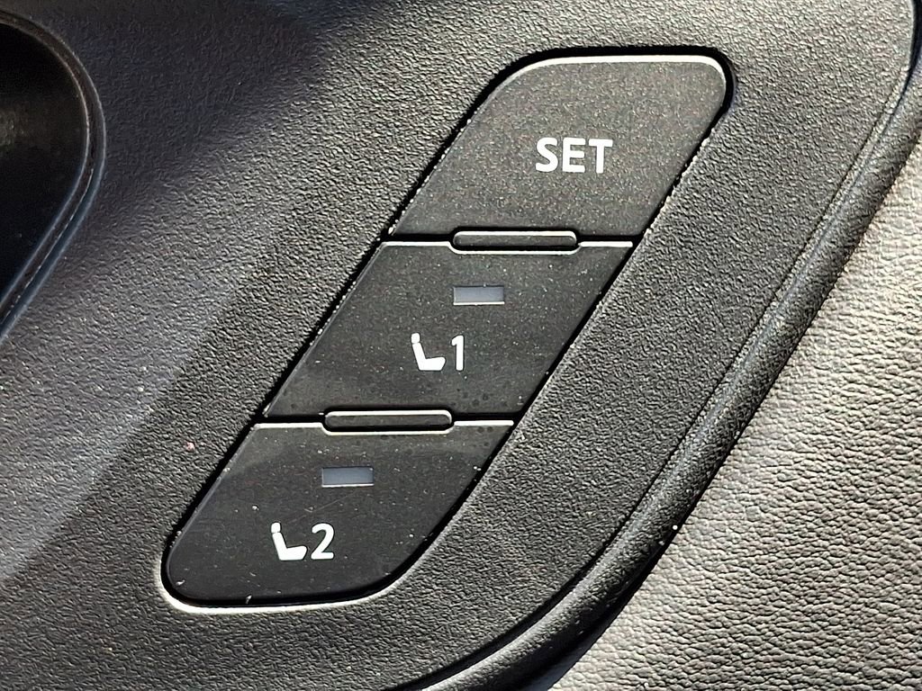 Used 2025 Nissan Rogue SV w/ Rock Creek Premium Package image 26