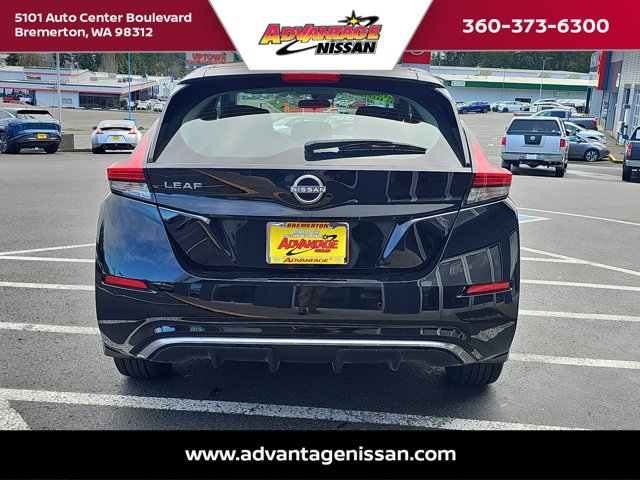 Used 2023 Nissan Leaf S image 4