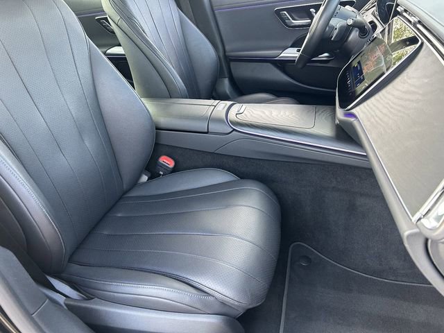 Used 2025 Mercedes-Benz E 350 Sedan w/ Winter Package image 11