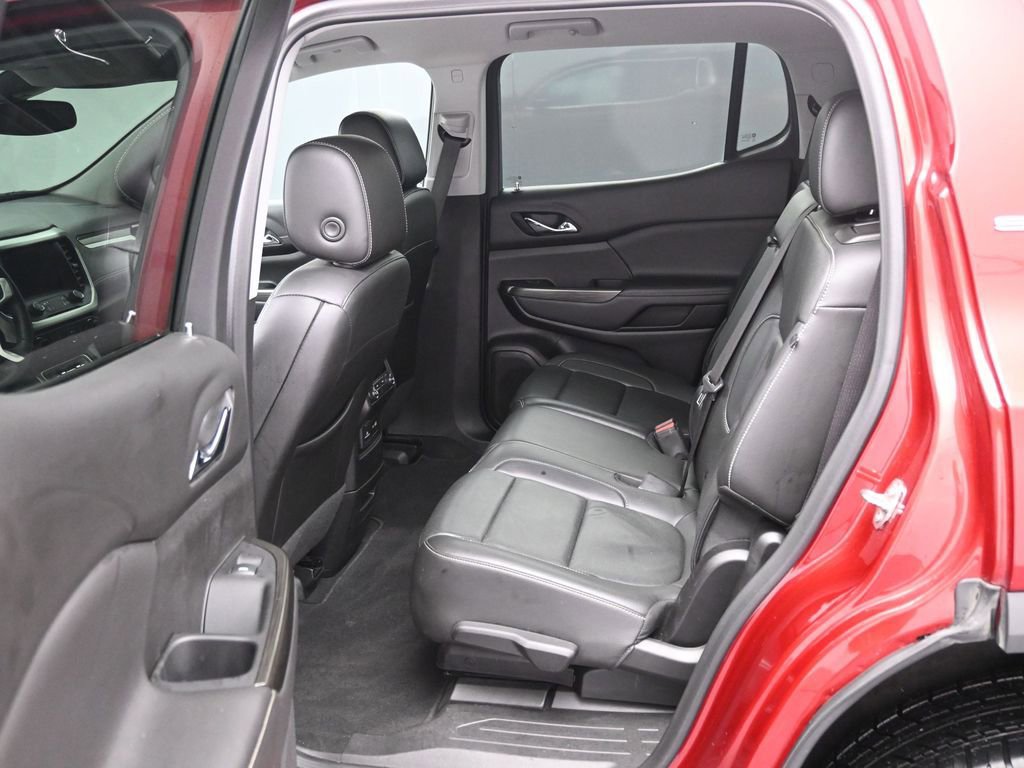 Used 2023 GMC Acadia SLT FWD image 16