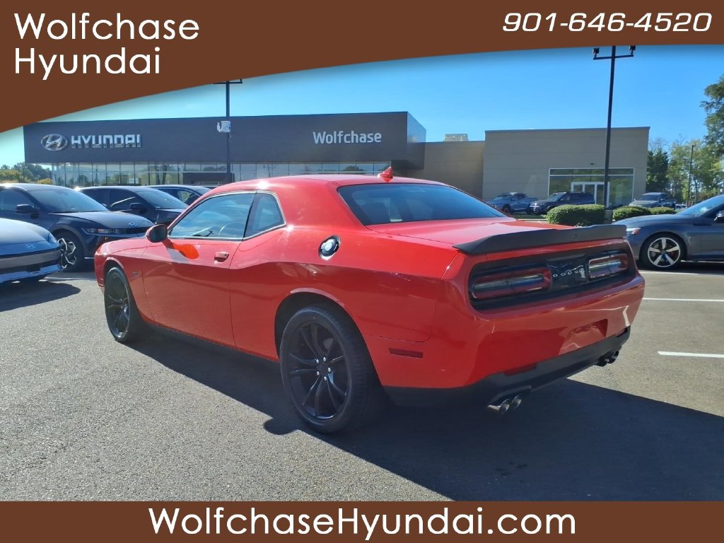 Used 2016 Dodge Challenger R/T Plus RWD image 3