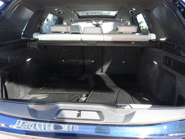 Used 2025 BMW X5 M60i w/ Executive Package image 33