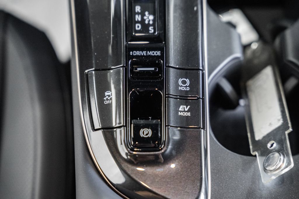 New 2026 Toyota Crown Signia image 27