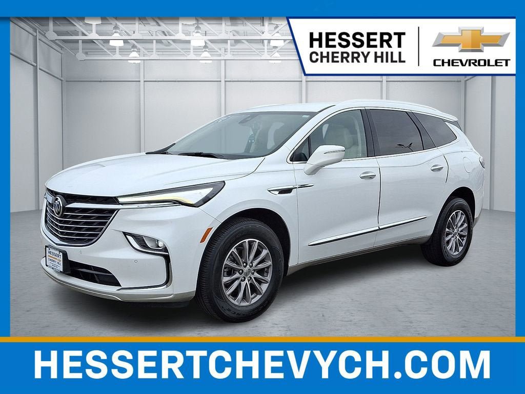 Certified 2023 Buick Enclave Essence