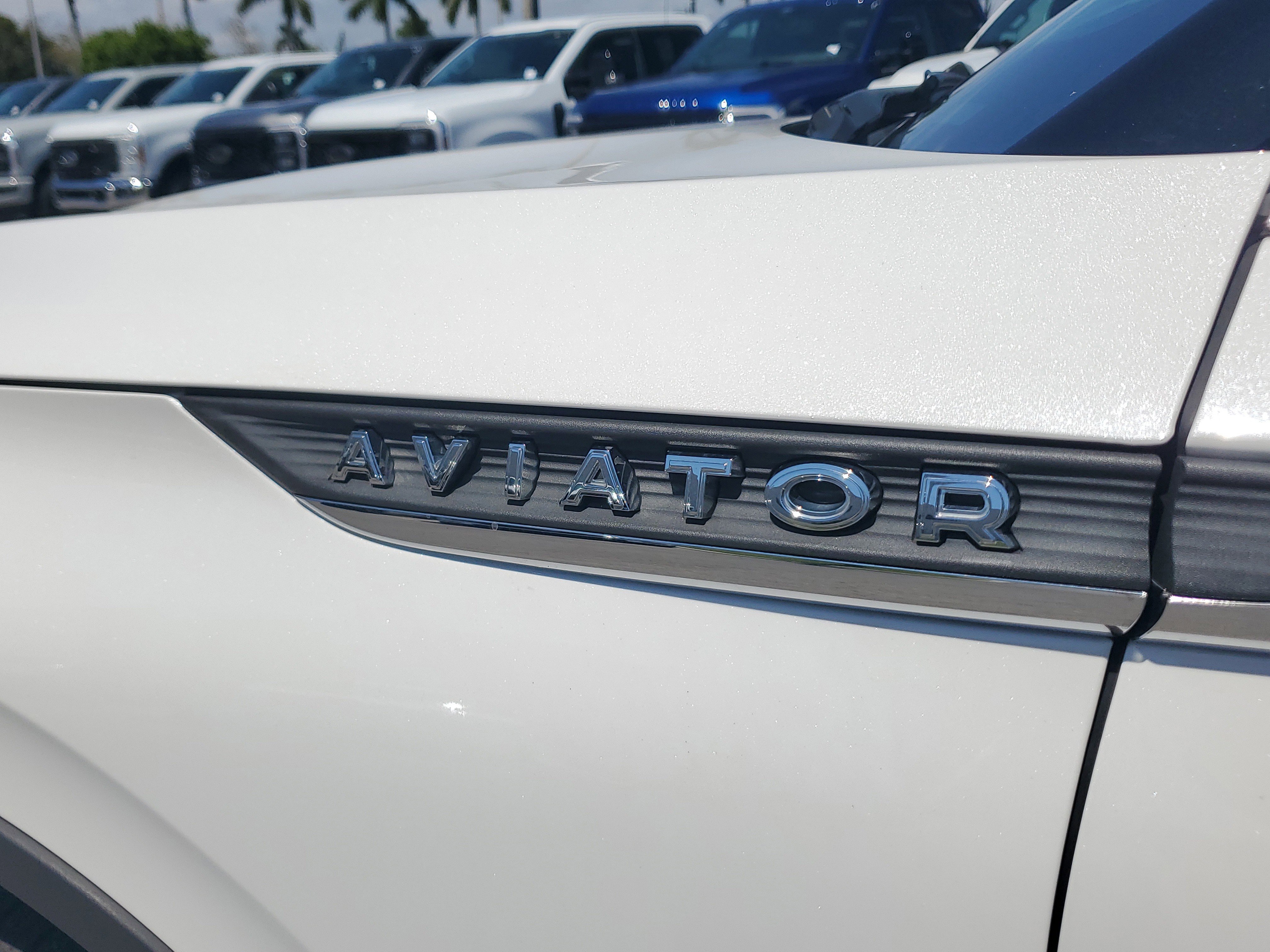 Used 2022 Lincoln Aviator Reserve image 30