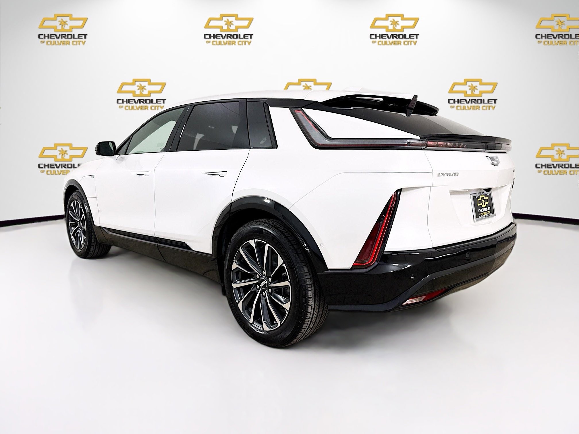 Used 2025 Cadillac Lyriq Sport image 5