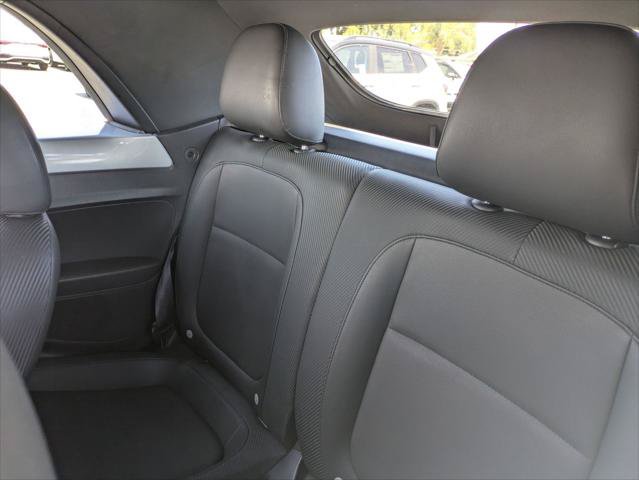 Used 2015 Volkswagen Beetle 1.8T FWD image 21
