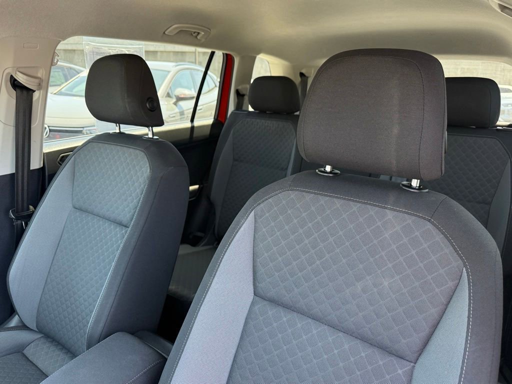 Used 2019 Volkswagen Tiguan S FWD image 15