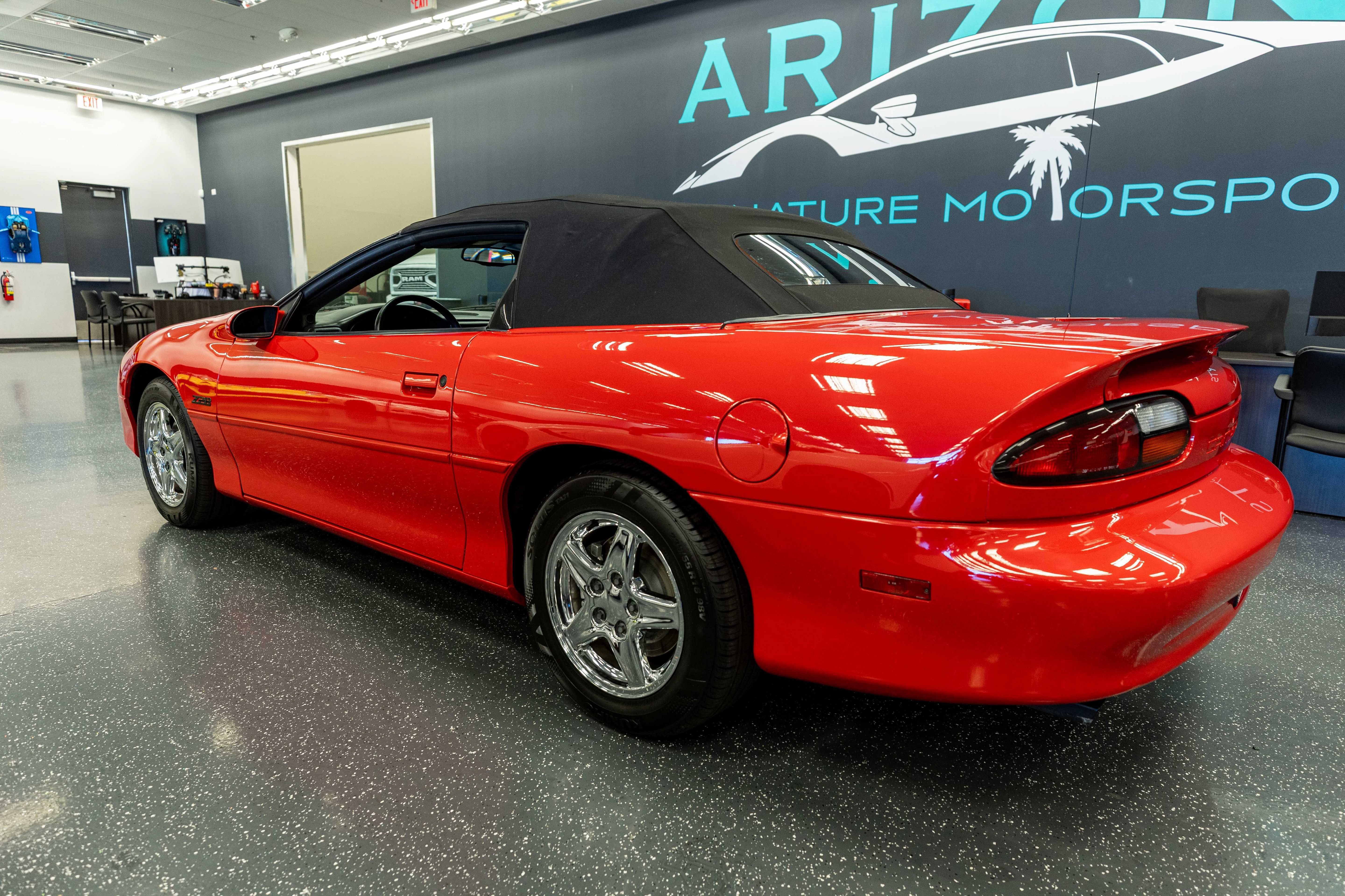 Used 1998 Chevrolet Camaro Z28 RWD image 8