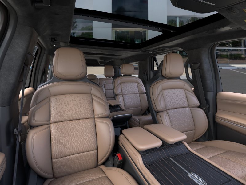 New 2026 Lincoln Navigator L Black Label AWD/4WD image 10