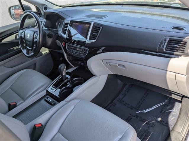 Used 2017 Honda Ridgeline RTL-E image 19