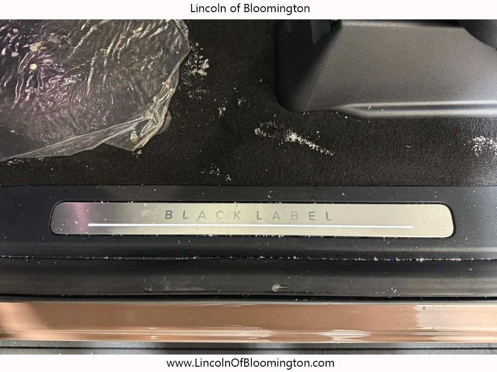 New 2025 Lincoln Navigator L Black Label AWD/4WD image 24