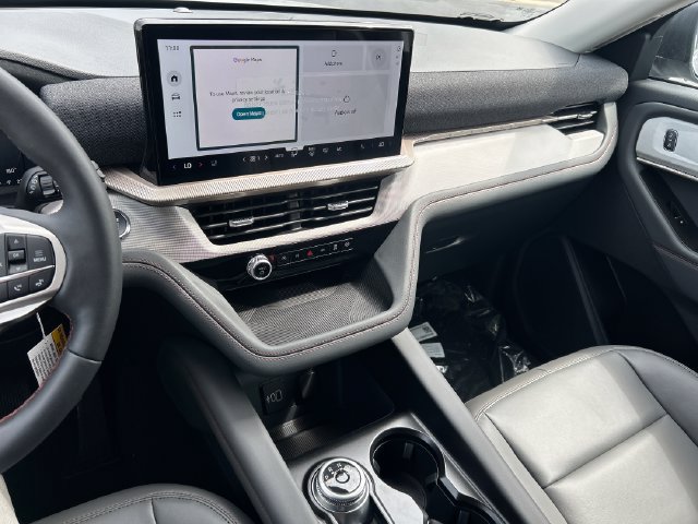 New 2026 Ford Explorer Active w/ Active Comfort Package RWD image 17