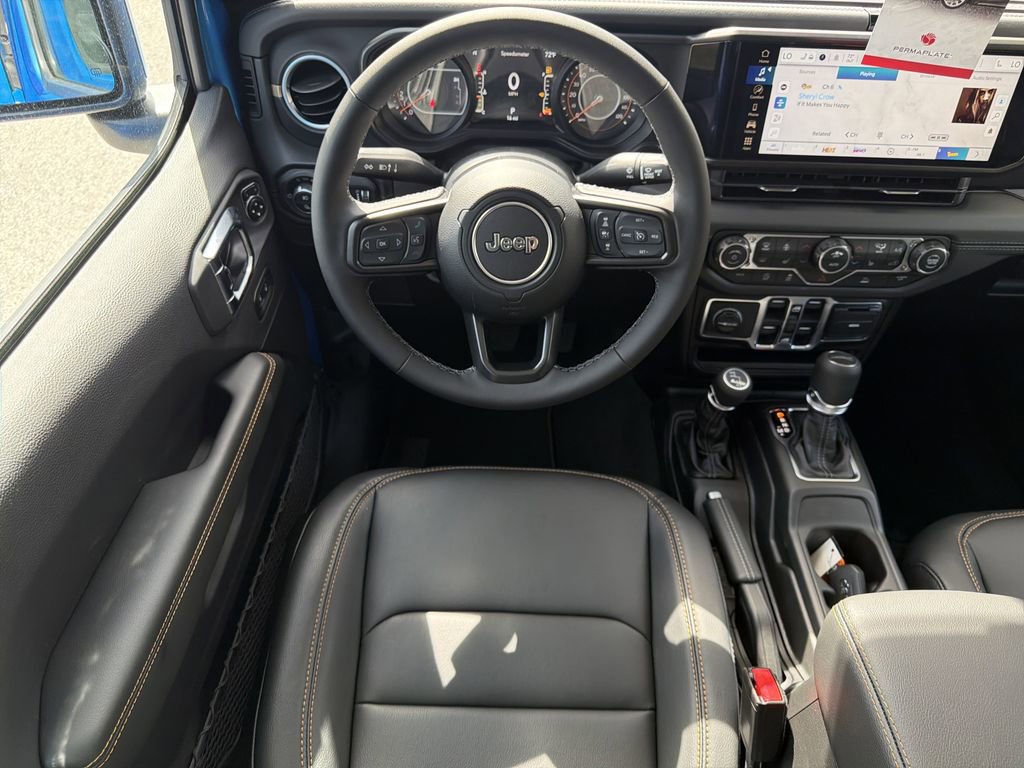 New 2026 Jeep Gladiator Sahara image 15