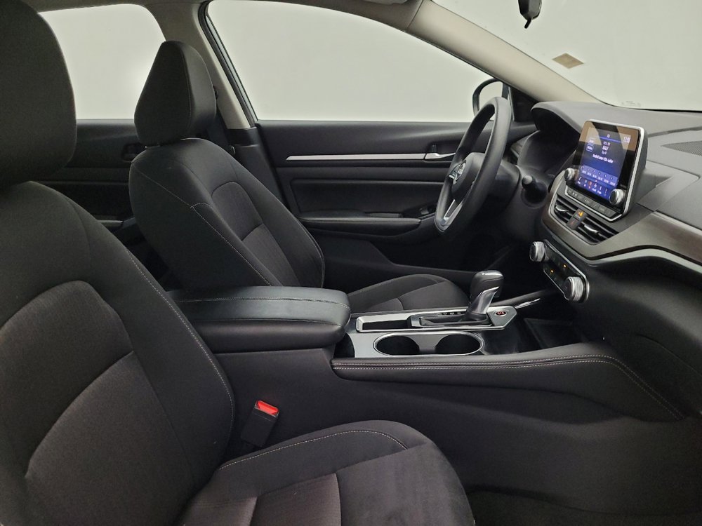 Used 2023 Nissan Altima 2.5 SV image 21