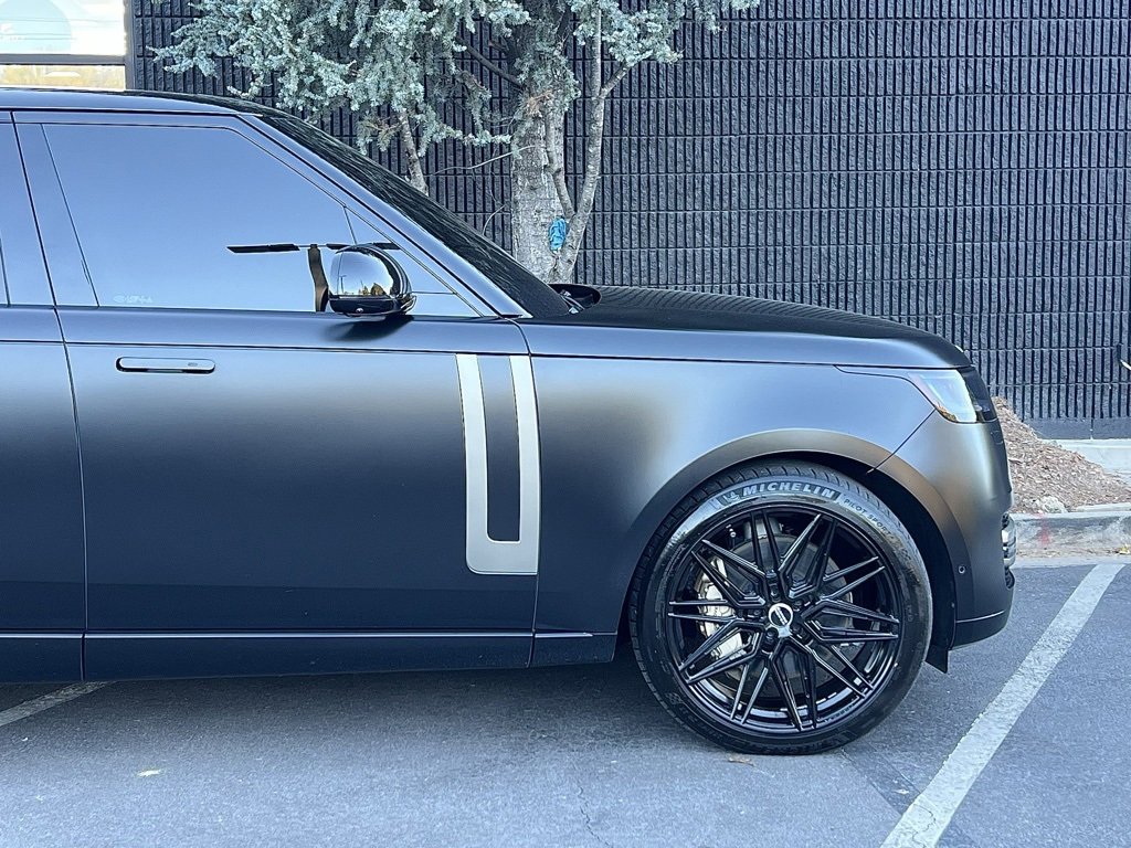 Used 2023 Land Rover Range Rover SE image 21