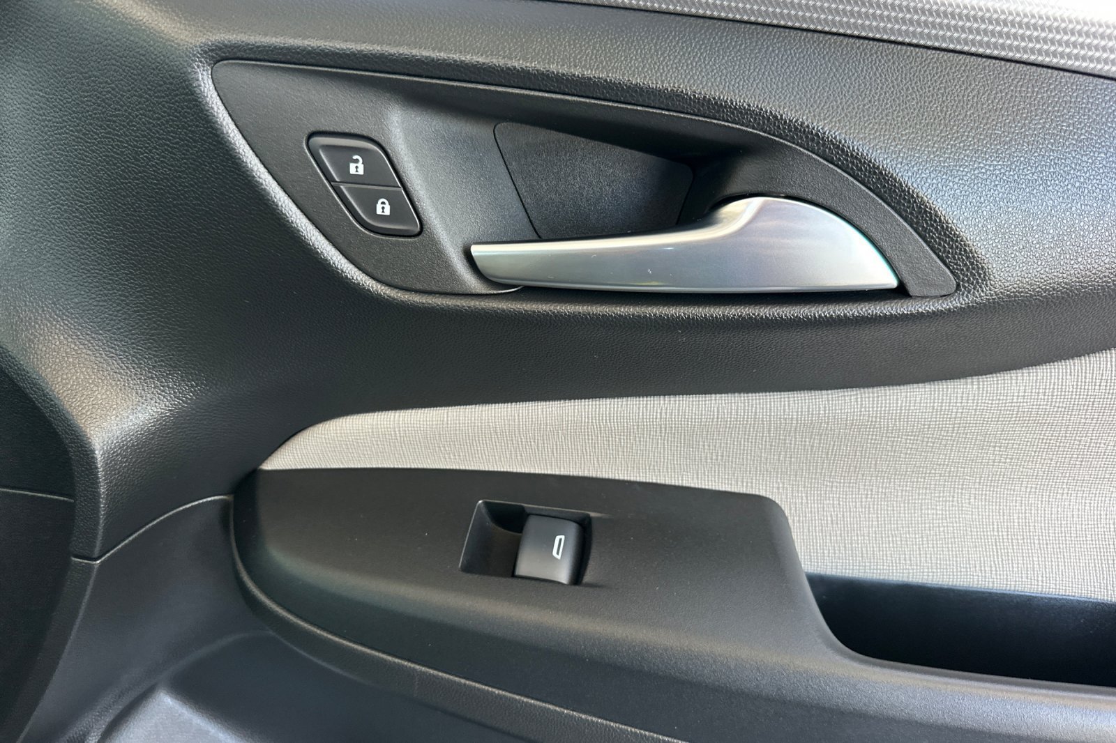 Certified 2024 Buick Envista Avenir FWD image 22
