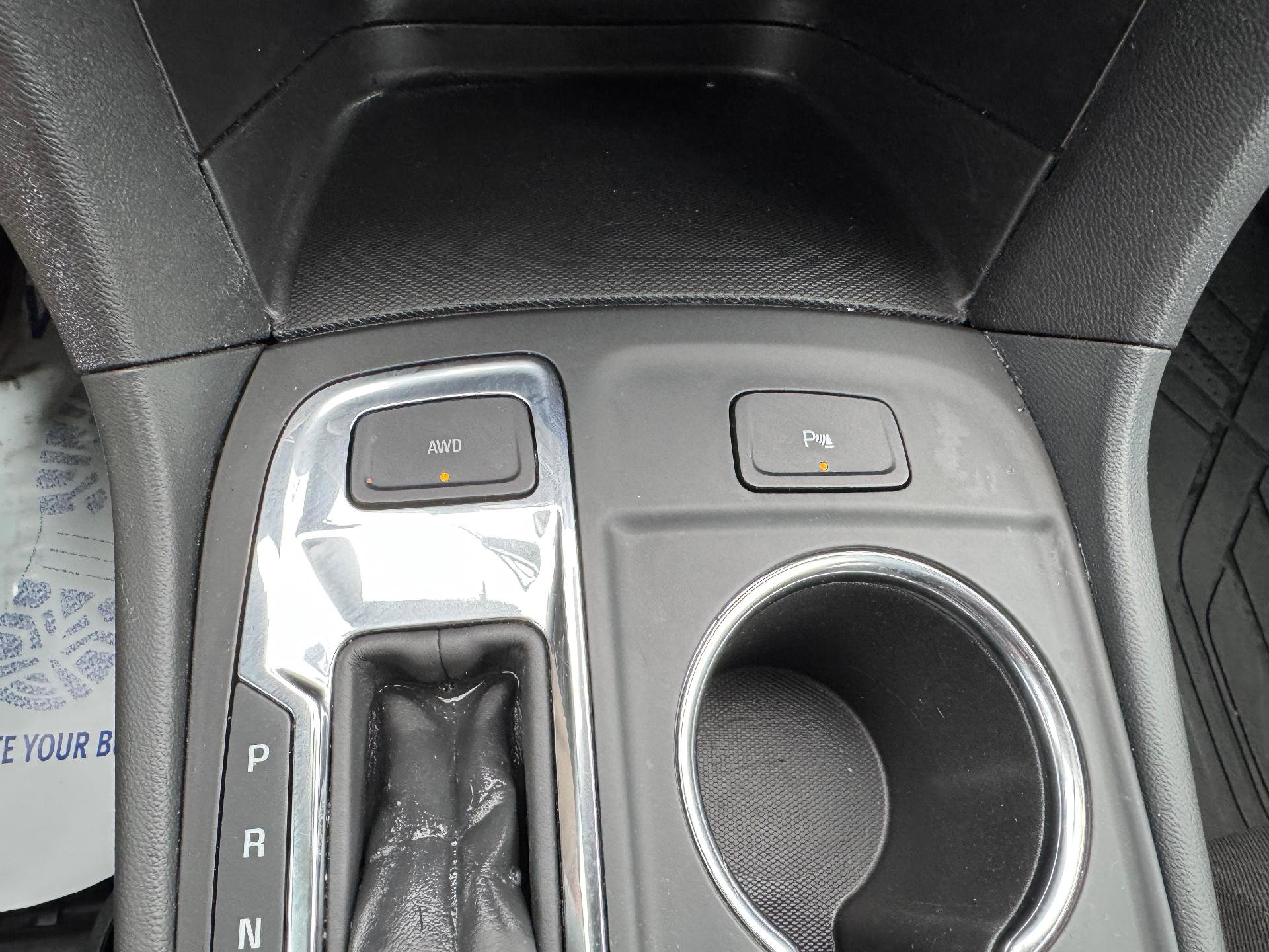Used 2024 Chevrolet Equinox LT AWD/4WD image 35