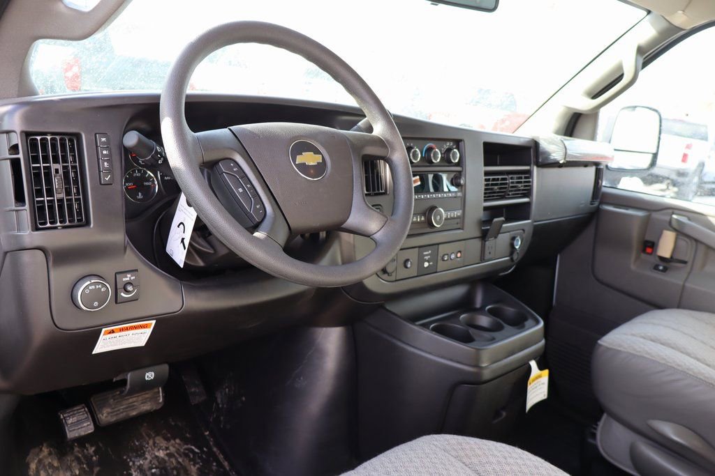 New 2026 Chevrolet Express 3500 Work Van w/ Power Convenience Package image 7