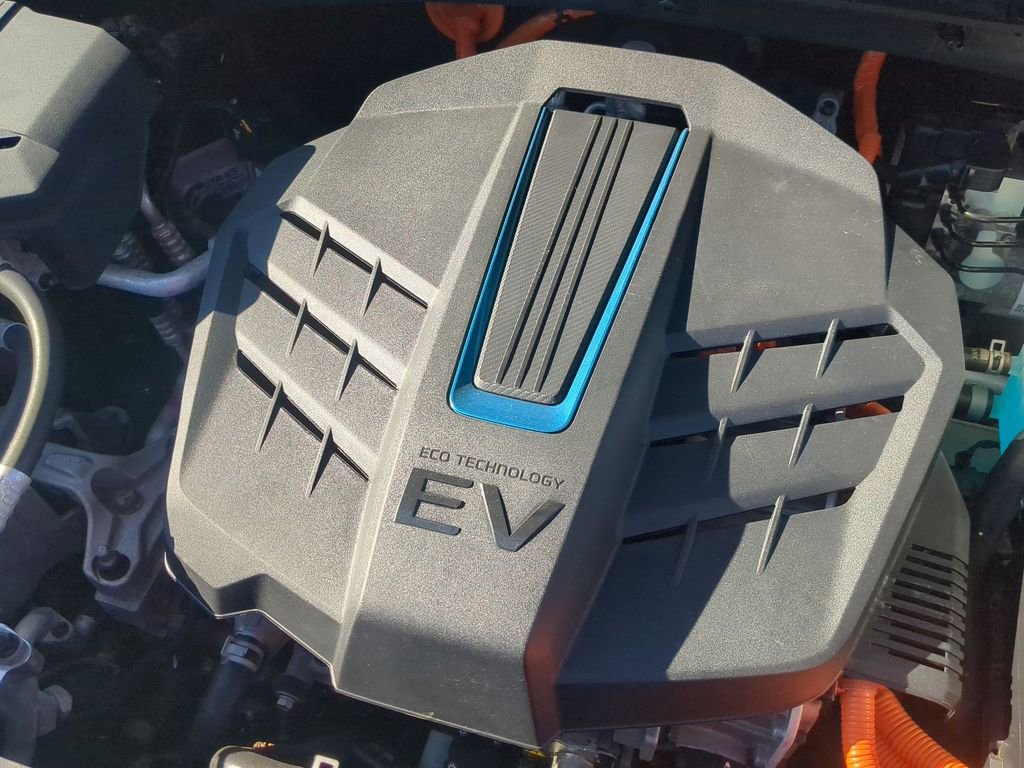 Used 2021 Kia Niro EX w/ Cold Weather Package image 28