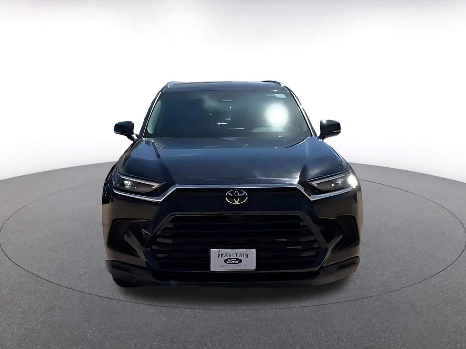 Used 2025 Toyota Grand Highlander FWD image 4