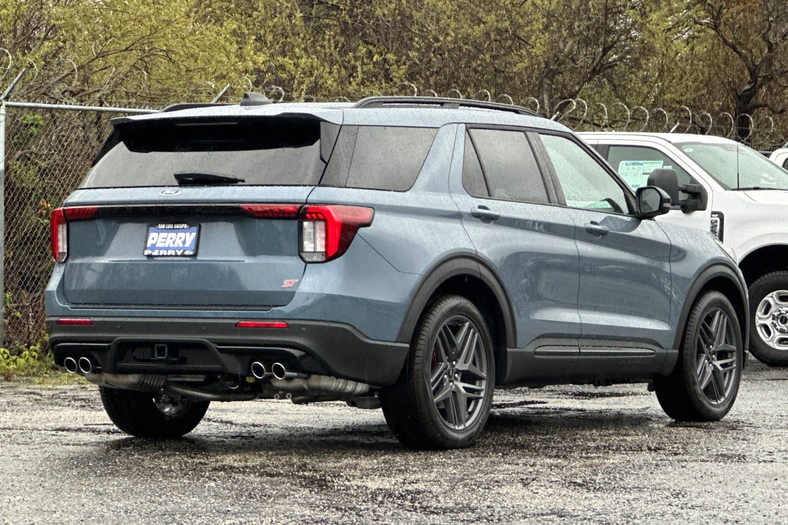New 2026 Ford Explorer ST w/ Sun And Sound Package image 3