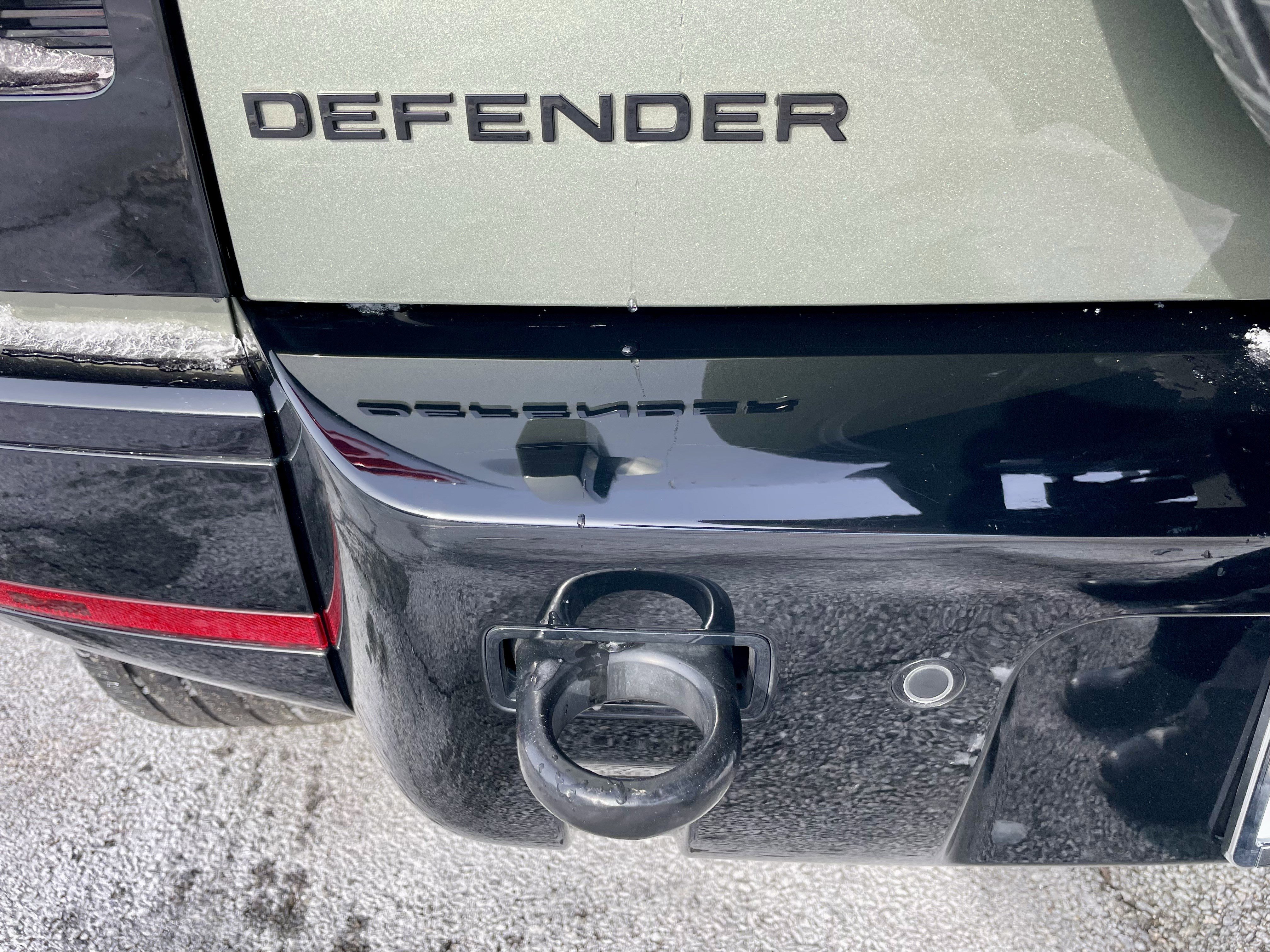 Certified 2025 Land Rover Defender 110 X-Dynamic SE image 35